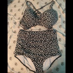 Black and White Patterned High Waisted Swimsuit